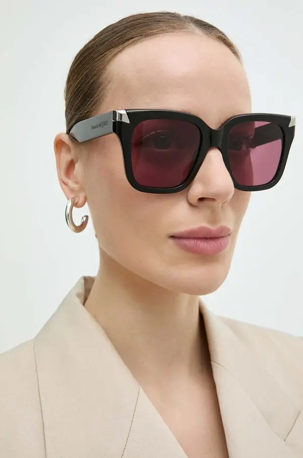 Alexander McQueen Sunčane naočale Alexander McQueen za žene, boja: crna, AM0440S