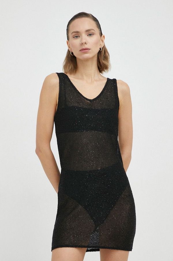 Remain Top Remain boja: crna