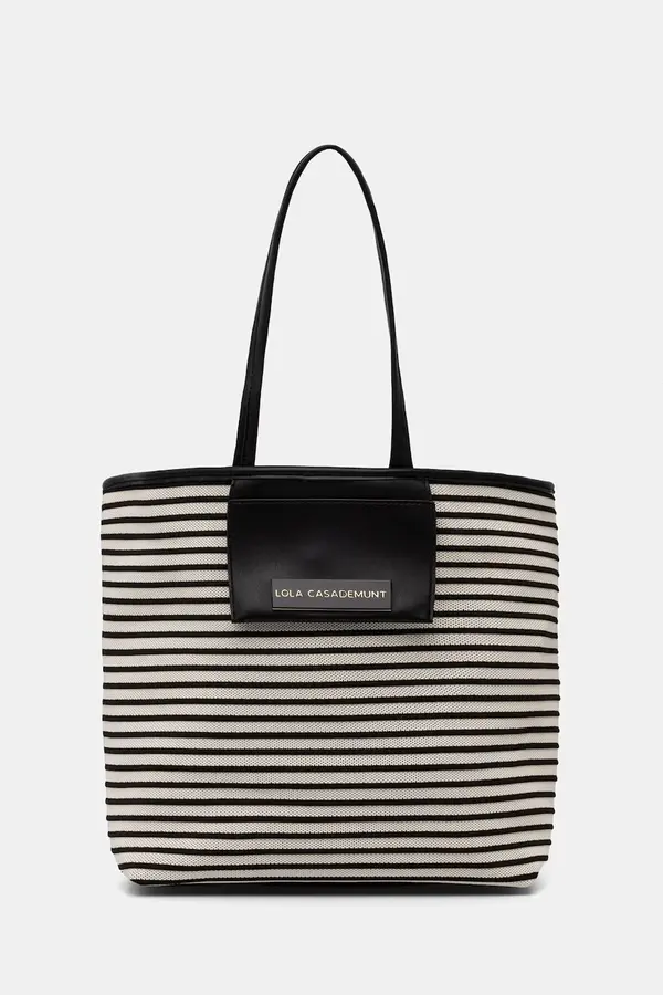 Lola Casademunt Torba Lola Casademunt