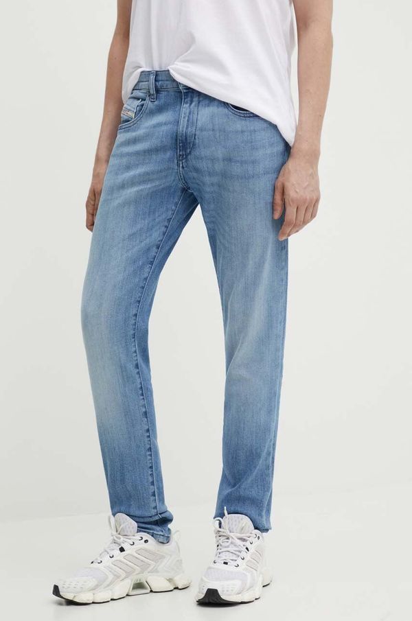 Diesel Traperice Diesel 2019 D-STRUKT L.34 PANTALONI za muškarce, A03563.0GRDI