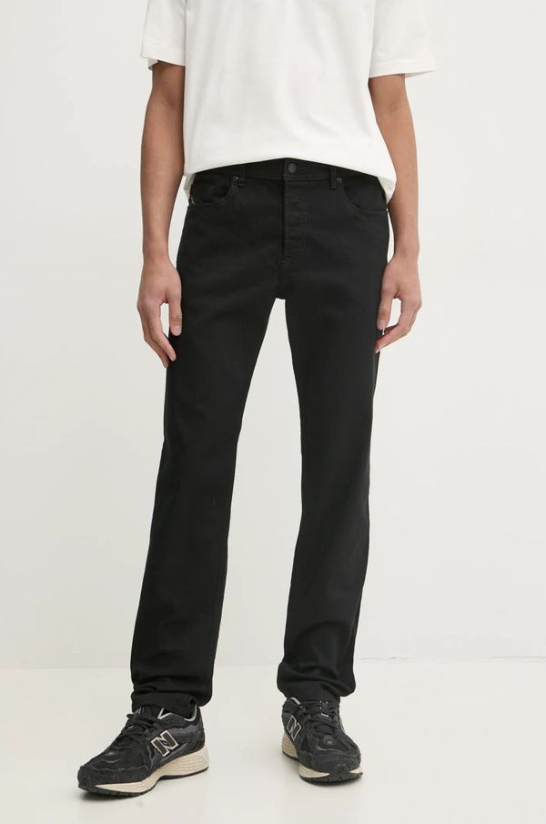 Diesel Traperice Diesel 2023 D-FINITIVE L.34 TROUSERS za muškarce, A10231.069YP
