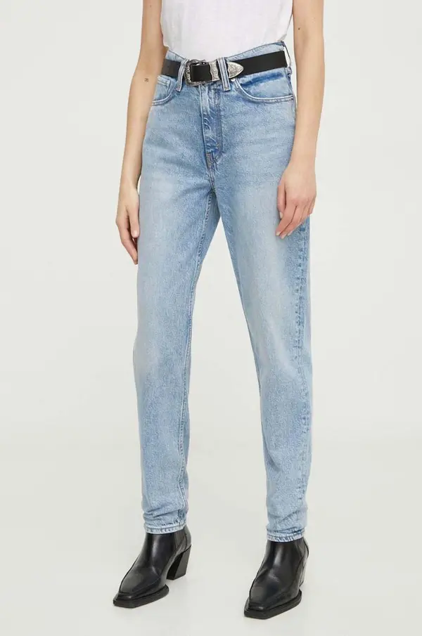 Levi's Traperice Levi's 80S MOM JEAN