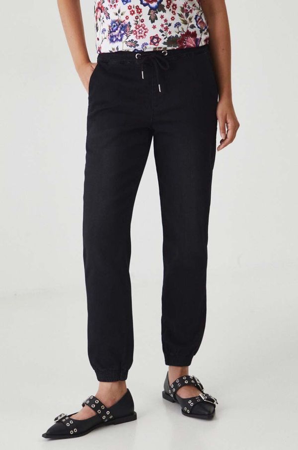 Medicine Traperice Medicine za žene, boja: crna