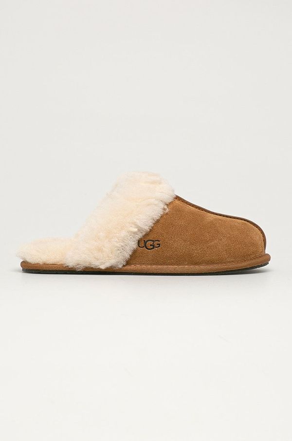 Ugg UGG - Kućne papuče od brušene kože Scuffette II 1106872.CHE