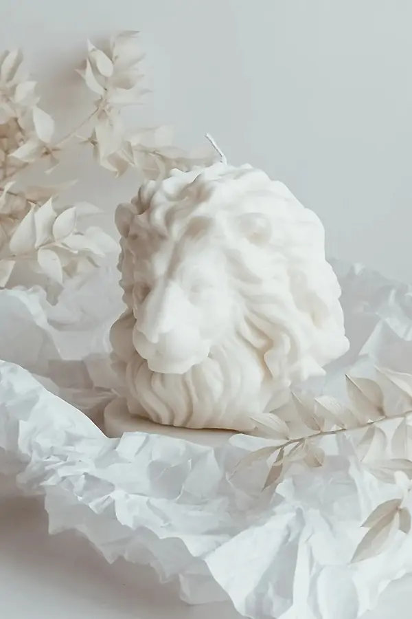 Temida Ukrasna svijeća Temida Lion 515 g