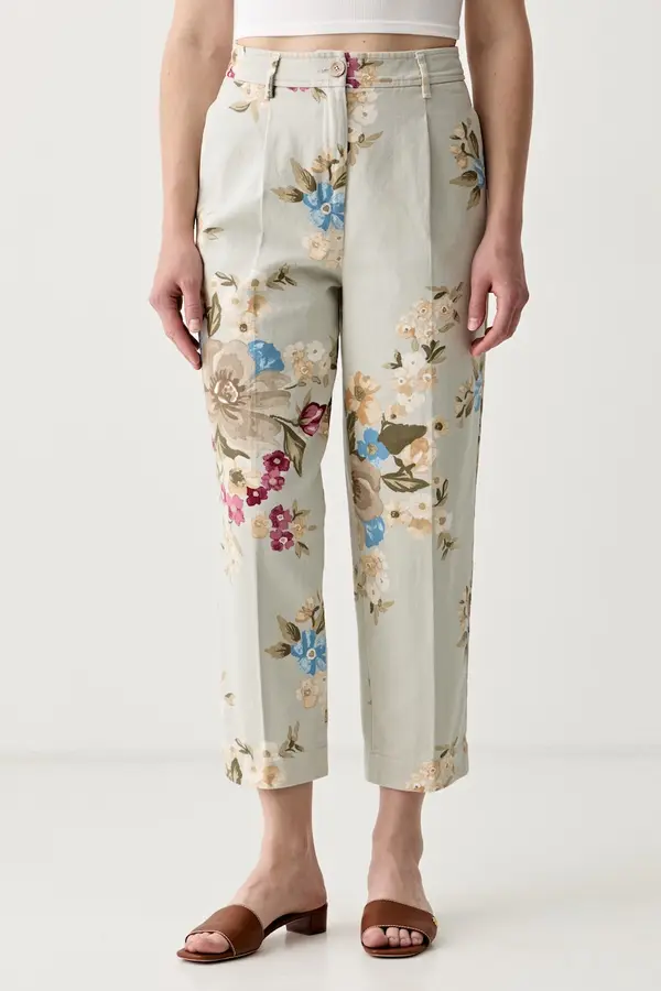 United Colors of Benetton United Colors of Benetton relaxed fit traperice za žene