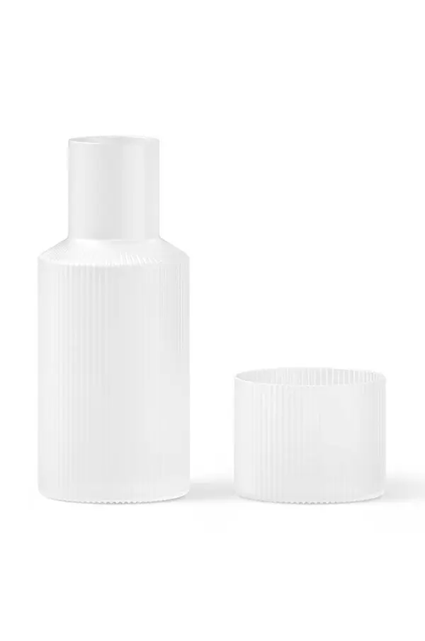 Ferm Living Vrč s čašom ferm LIVING Ripple Small Carafe Set 500 ml / 200 ml.