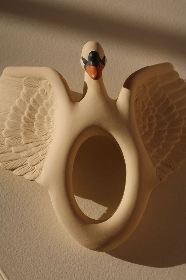 Konges Sløjd Žvakalica za bebu Konges Sløjd TEETHER SWAN KS102123