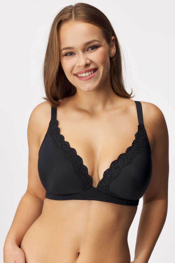 Dorina Grudnjak Alana podstavljeni bez žica