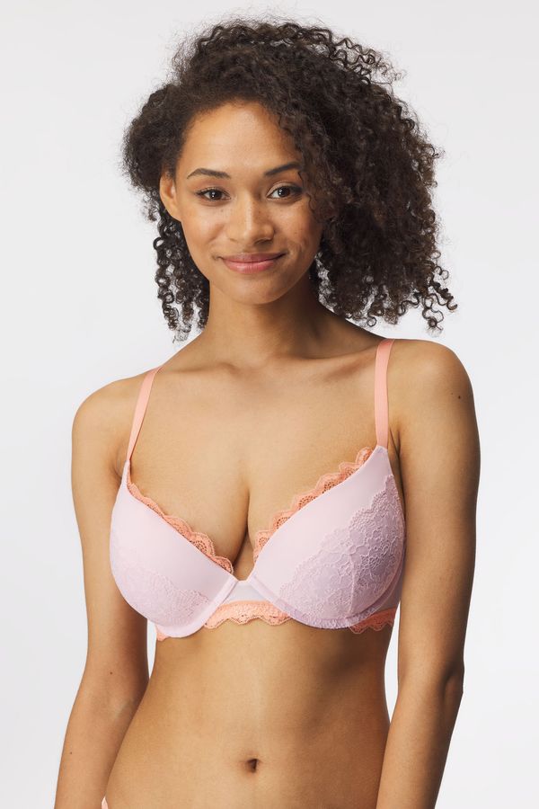 Dorina Grudnjak Chelsea I Push-Up