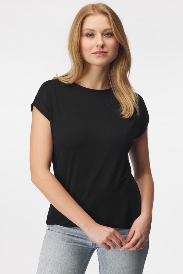 Jadea Majica Chic Cream