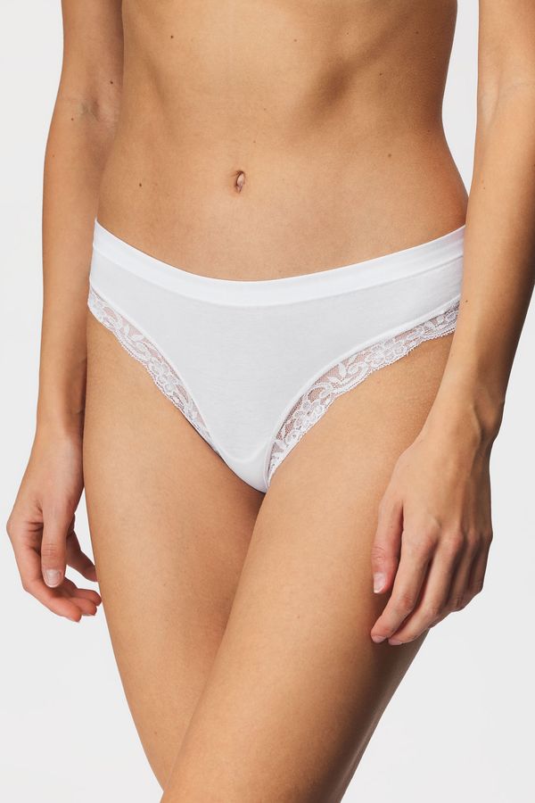 Jadea Tange Giselle s modalom