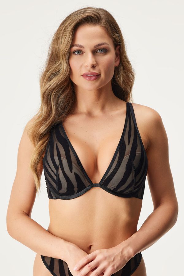 KINGA Grudnjak Unholy podstavljeni