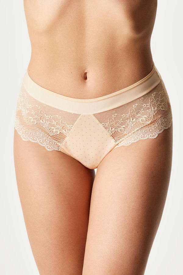 PariPari Brazilke Sophia s visokim strukom