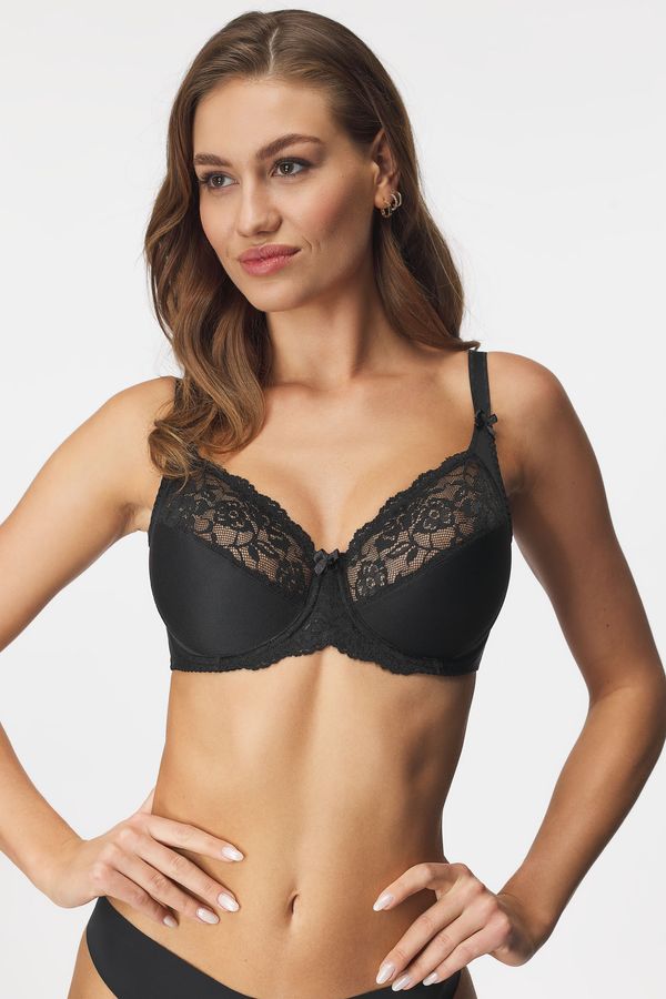 Teyli Grudnjak Victoria I nepodstavljeni