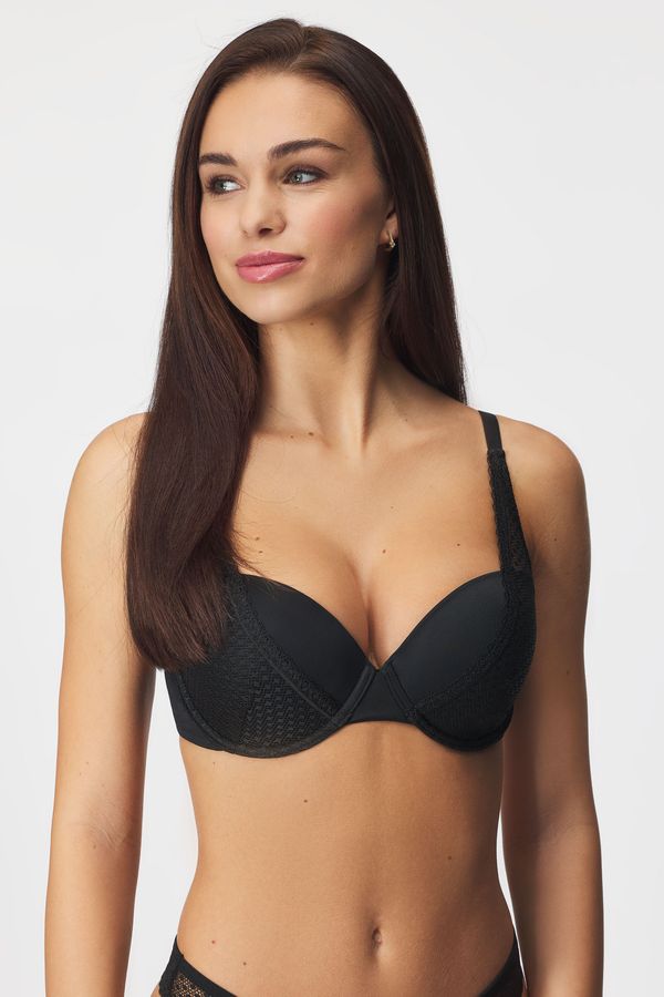 Ysabel Mora Grudnjak Glennys podstavljeni