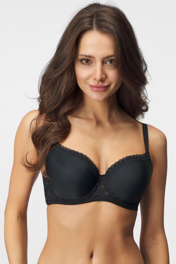 Ysabel Mora Grudnjak Jackaline podstavljeni