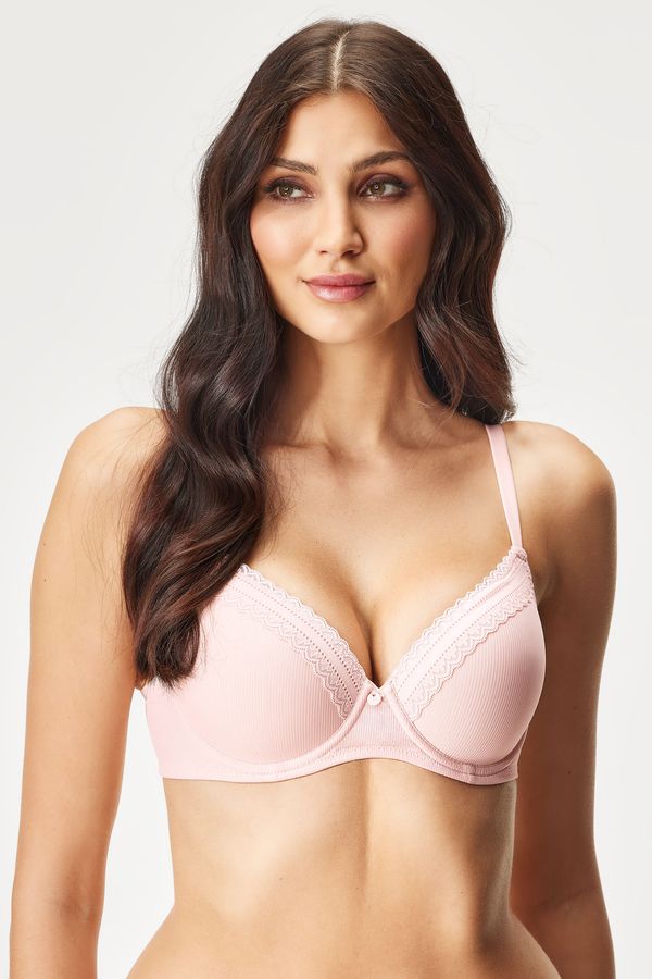 Ysabel Mora Grudnjak Lina podstavljeni