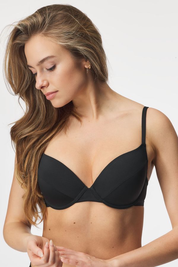 Ysabel Mora Grudnjak Naked podstavljeni