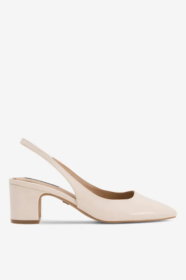 Nine West Cipele na petu