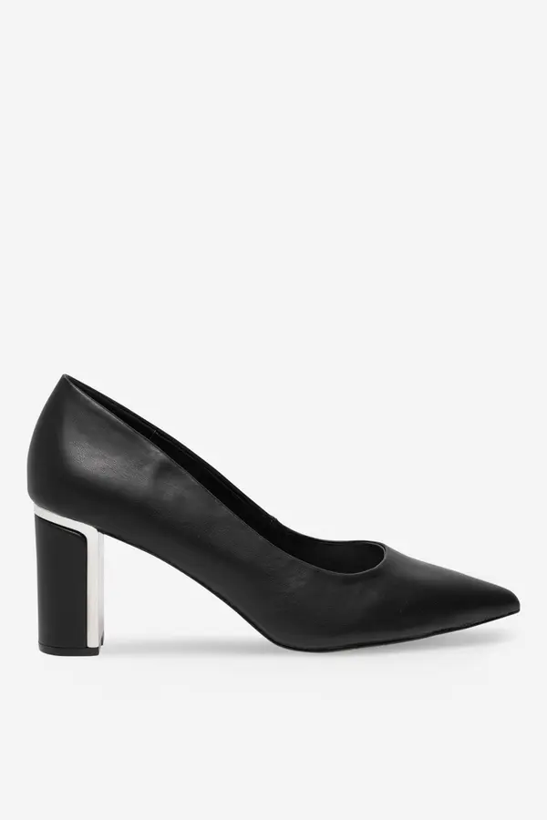 Nine West Cipele na petu