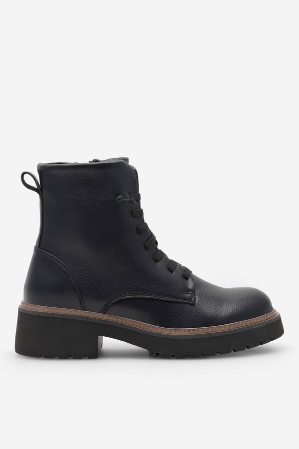 Clara Barson Cipele na vezanje Clara Barson