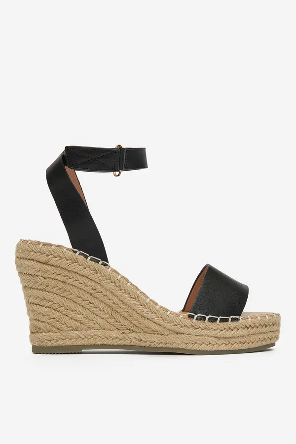 DeeZee Espadrile