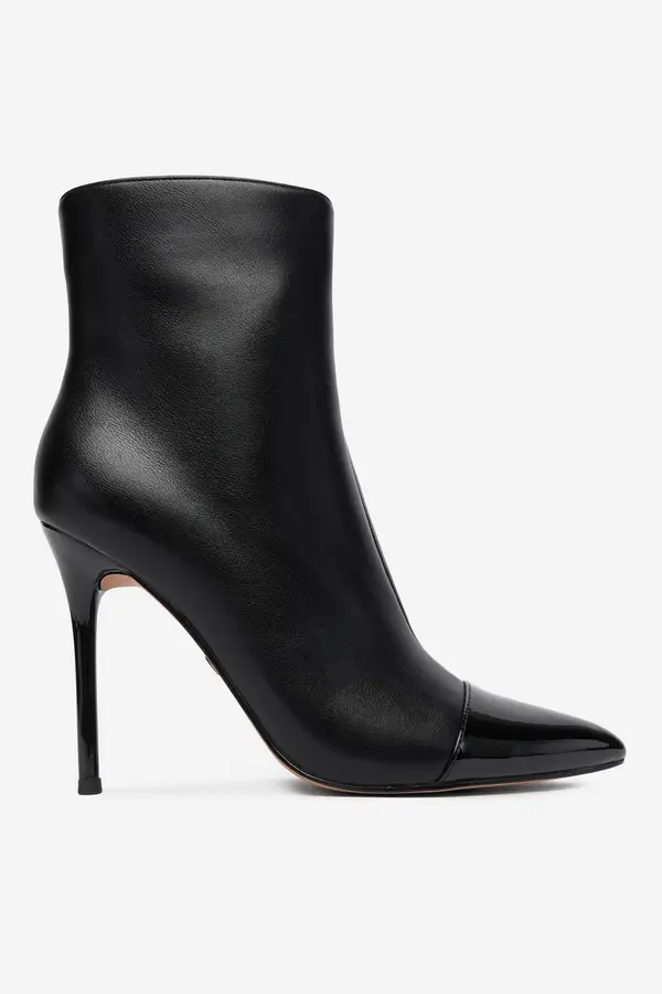 Nine West Gležnjače s vezicama