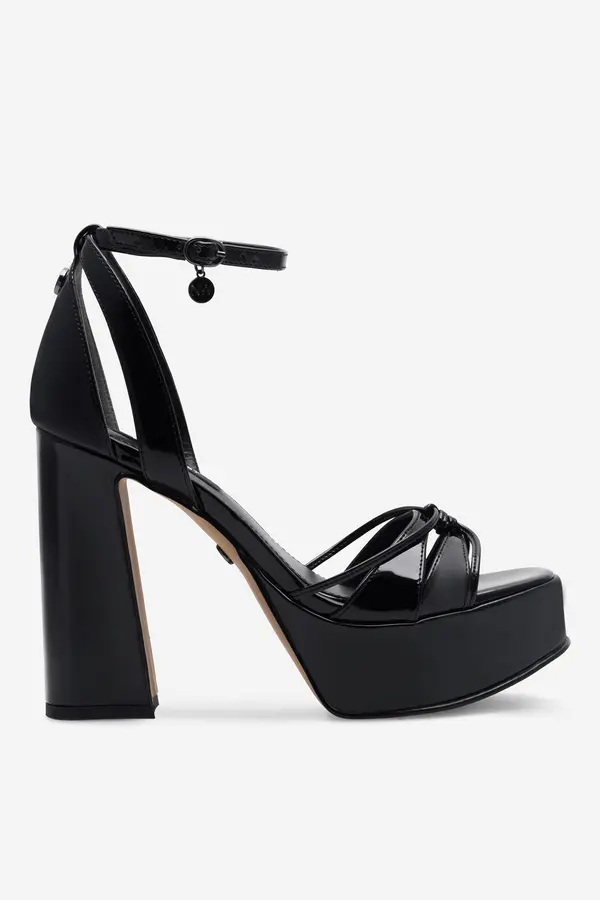 Nine West Sandale
