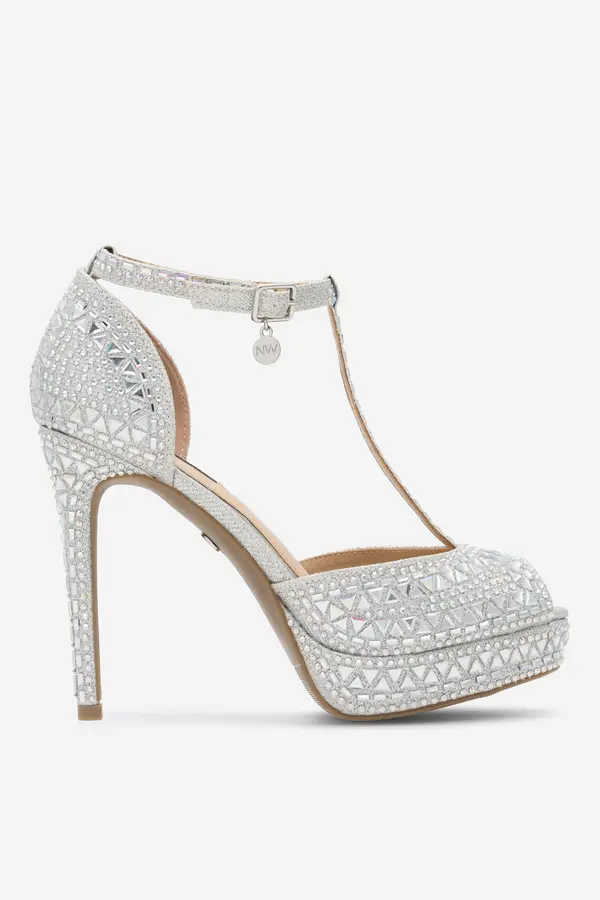 Nine West Sandale