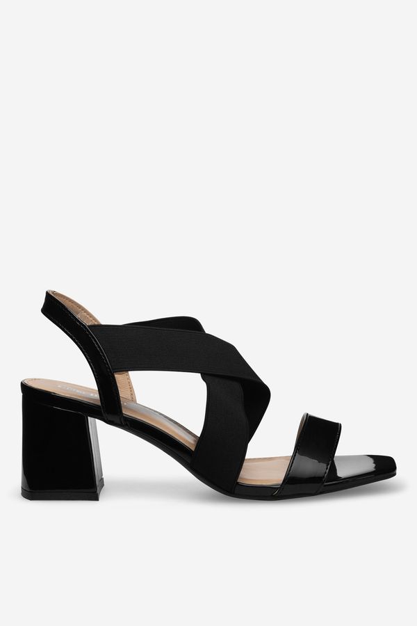 Clara Barson Sandale Clara Barson