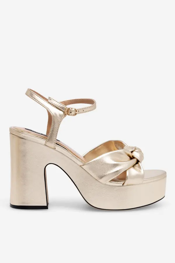 Nine West Sandale