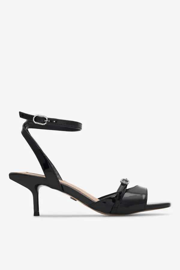 Nine West Sandale