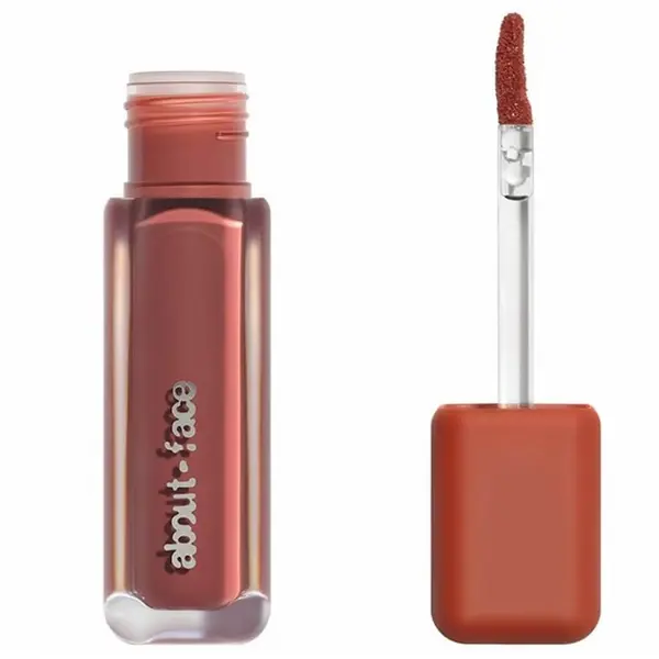 About-Face About-Face Ruževi Za Usne Blurred Matte Lip Plumper Elysian Tekući Ruž 6 ml