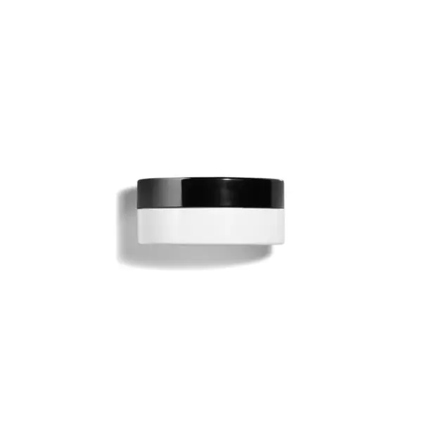 Chanel CHANEL HYDRA BEAUTY NUTRITION HRANJIVI BALZAM ZA USNE 10 g