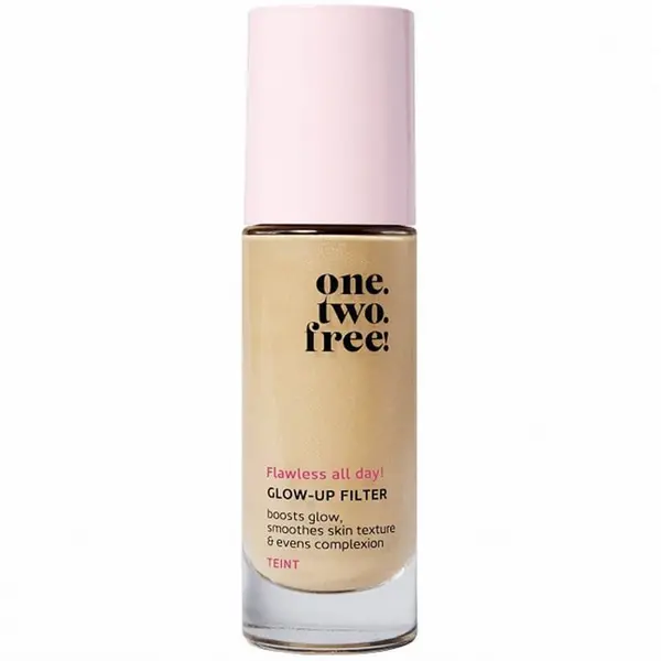 one.two.free! one.two.free! Puderi Glow-Up Filter Natural Tekući Puder 30 ml