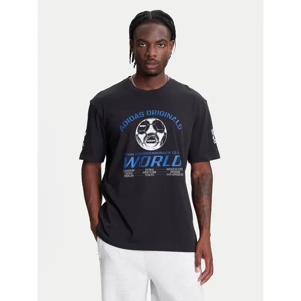 Adidas adidas T-shirt 90s Football Graphic JX3064 Crna Regular Fit