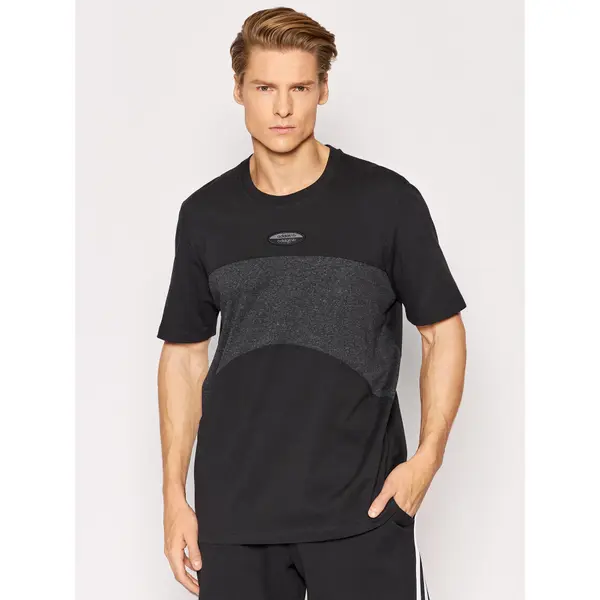 Adidas adidas T-shirt R.Y.V. Basic HC9470 Crna Regular Fit