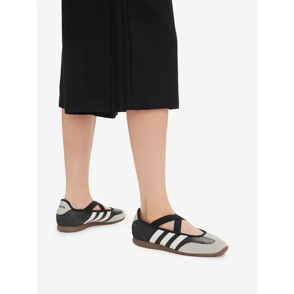 Adidas Balerinke adidas Barreda Mary Jane HQ7401 Crna