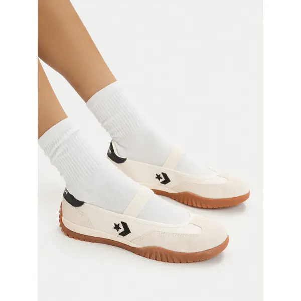 Converse Balerinke Converse Run Star Trainer Ballet Flat A16250C Écru