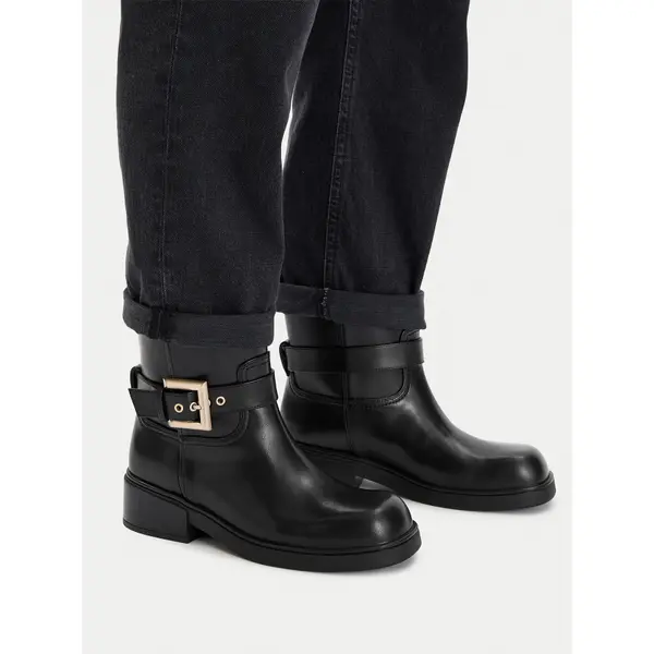 Armani Exchange Čizme Armani Exchange XW001654 AF17476 UC001 Crna