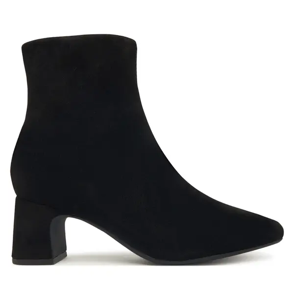 Clarks Čizme Clarks Fernie Zip 26182936 Crna