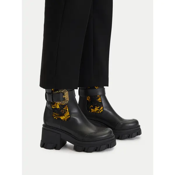 Versace Jeans Couture Čizme Versace Jeans Couture 79VA3S84 Crna