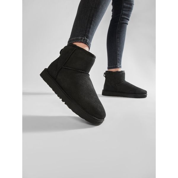 Ugg Čizme za snijeg Ugg W Classic Mini II 1016222 Crna