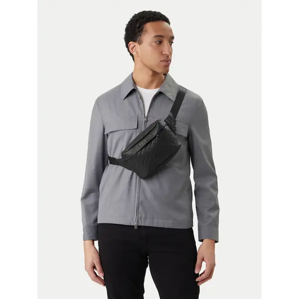 Armani Exchange Crossover torbica Armani Exchange XM002533 AF22652 UC001 Crna