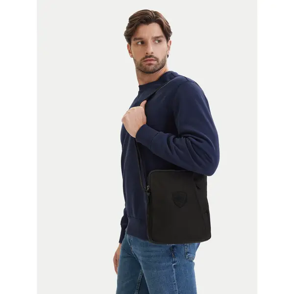 Blauer Crossover torbica Blauer S6TAMSO01/DIA Crna