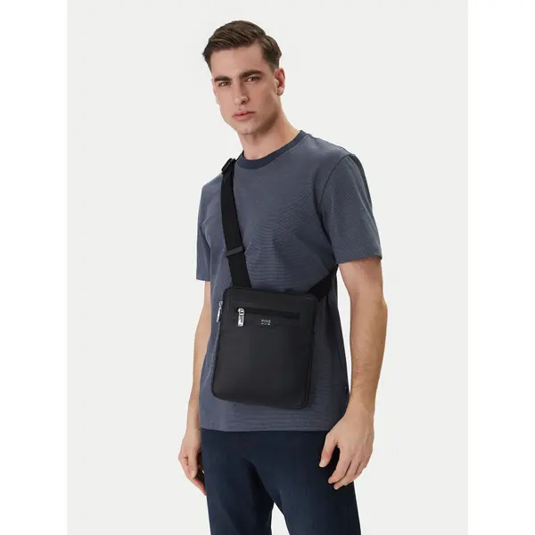 Boss Crossover torbica BOSS Lewys Envelope 50562933 Crna