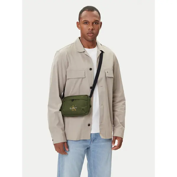 Calvin Klein Crossover torbica Calvin Klein Bold Camera Bag LV04D3117G Zelena