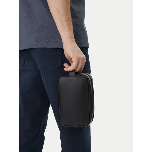 Calvin Klein Crossover torbica Calvin Klein Bold Ck Dopp Kit LV04D1140G Crna