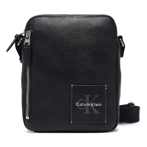 Calvin Klein Crossover torbica Calvin Klein Bold Pebble Simple Reporter LV04D3623G Crna